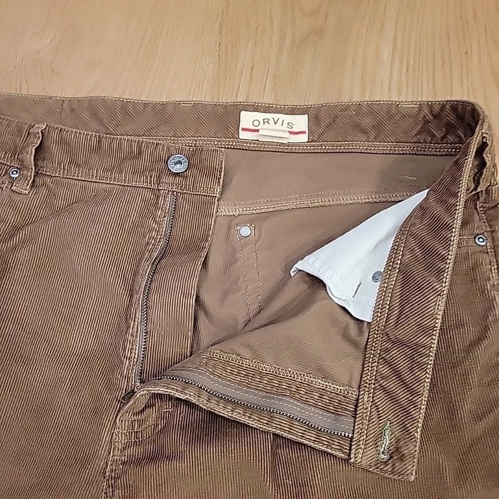 Orvis Corduroy Pants Men's‎ Size 42x32 Brown Flat Front Straight Leg Five Pocket